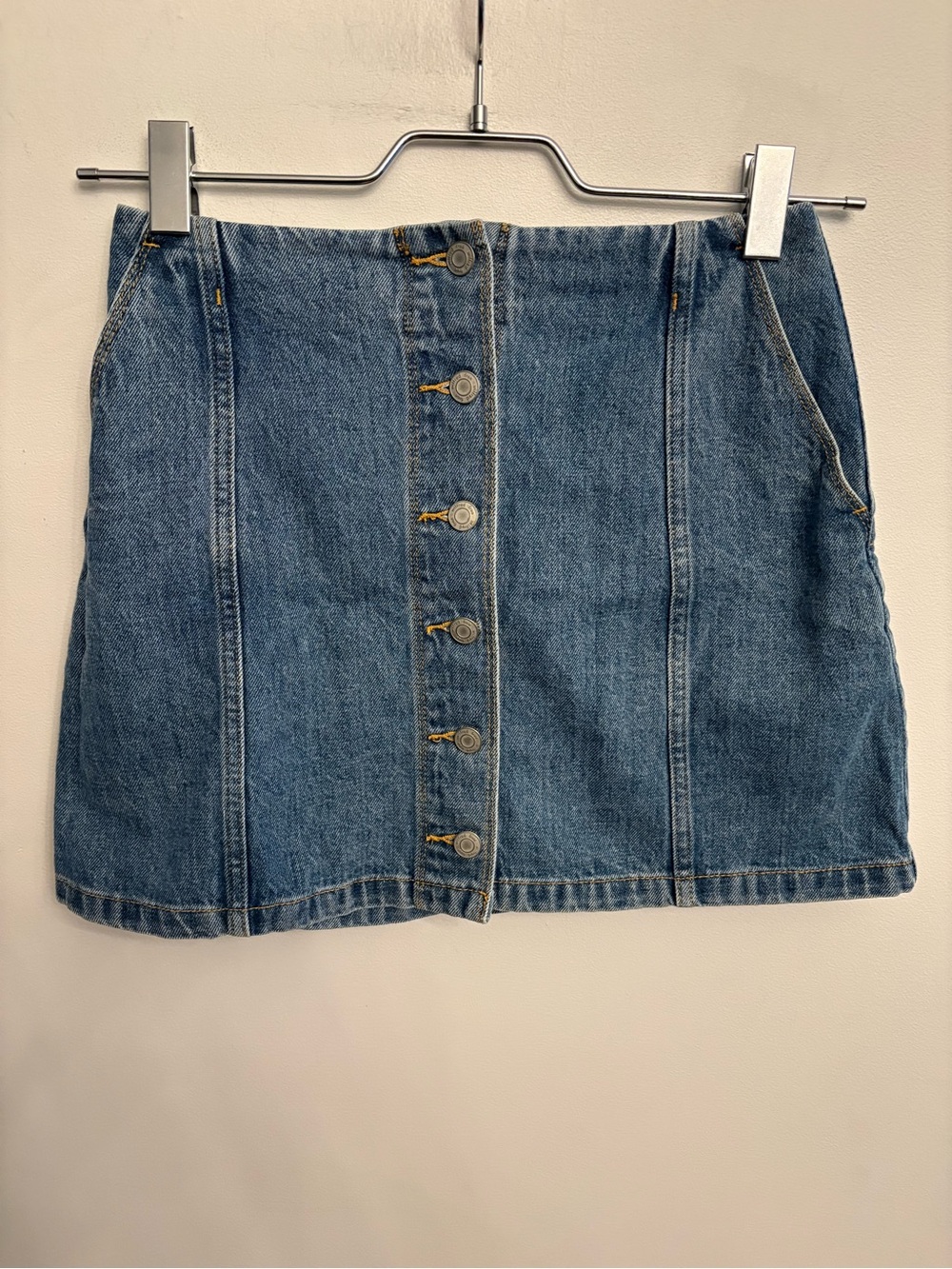 Aritzia Wilfred Free Button-Front Denim Mini Skirt